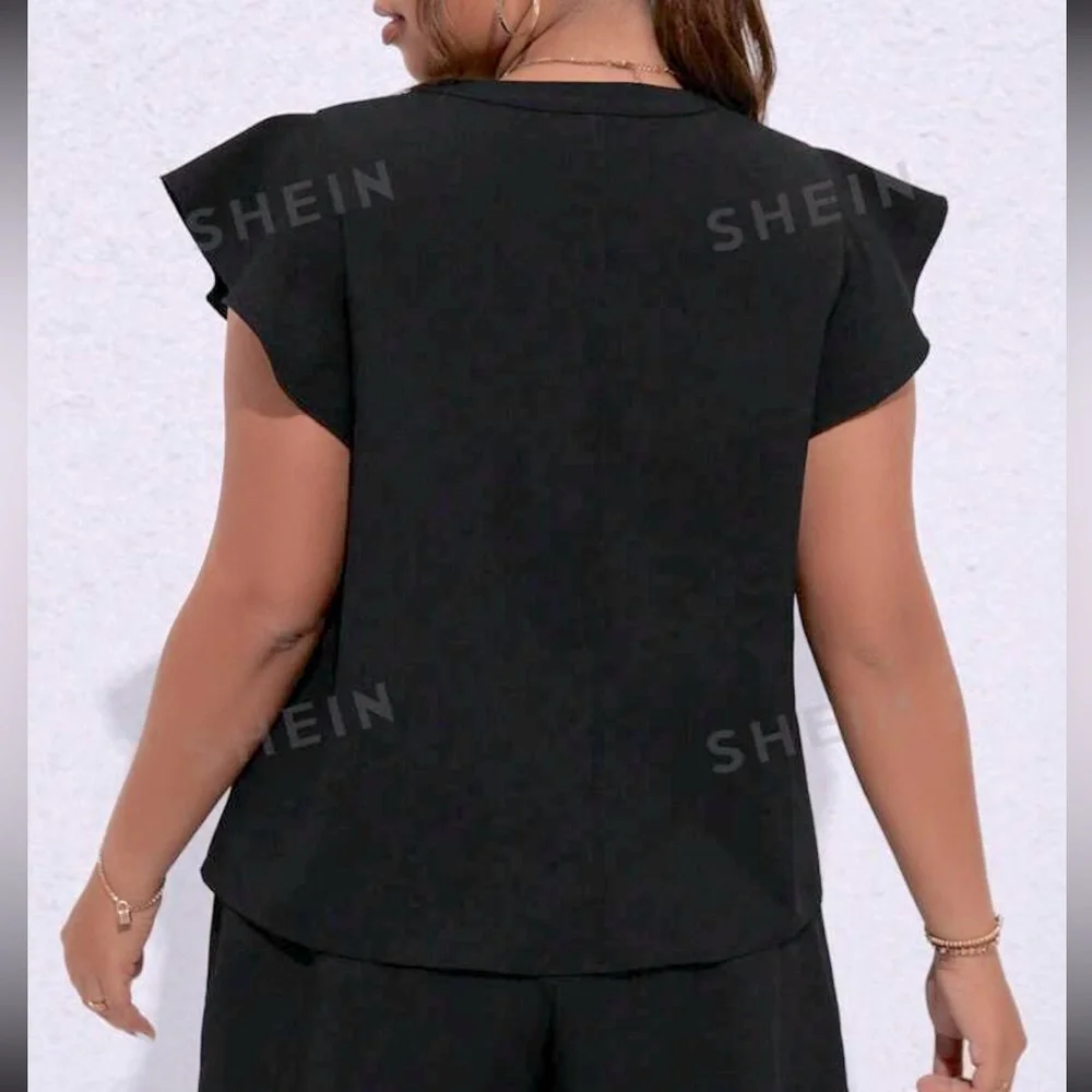 NWT Calvin Klein Black top with notch collar and butterfly sleeve size XL - Picture 9 of 9